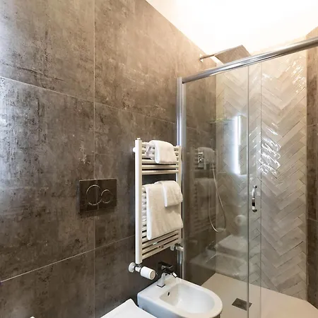 Pensjonat Ostiense 4*