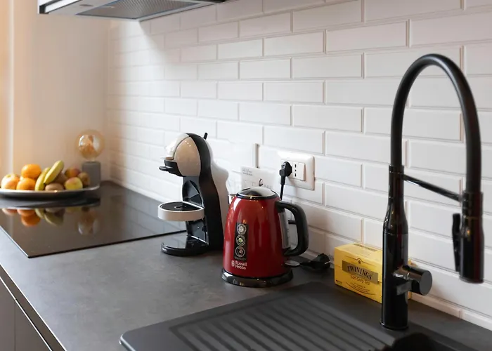 Ostiense بيت ضيافة 4*